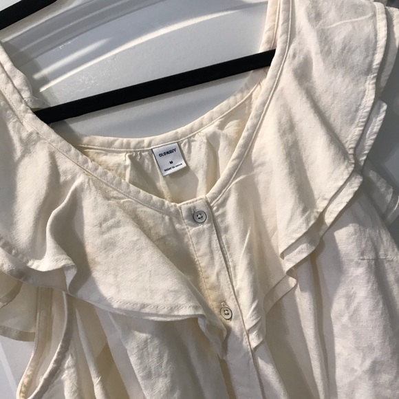 Women’s Ruffle Top - Picture 2 of 2